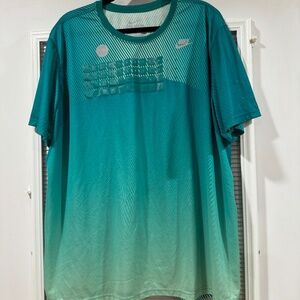 Nike Tee Mens XXL athletic Cut Dri-Fit Teal Color